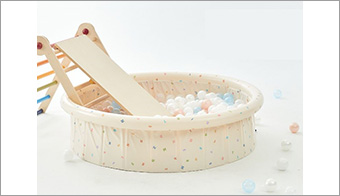 marshmallow play pool